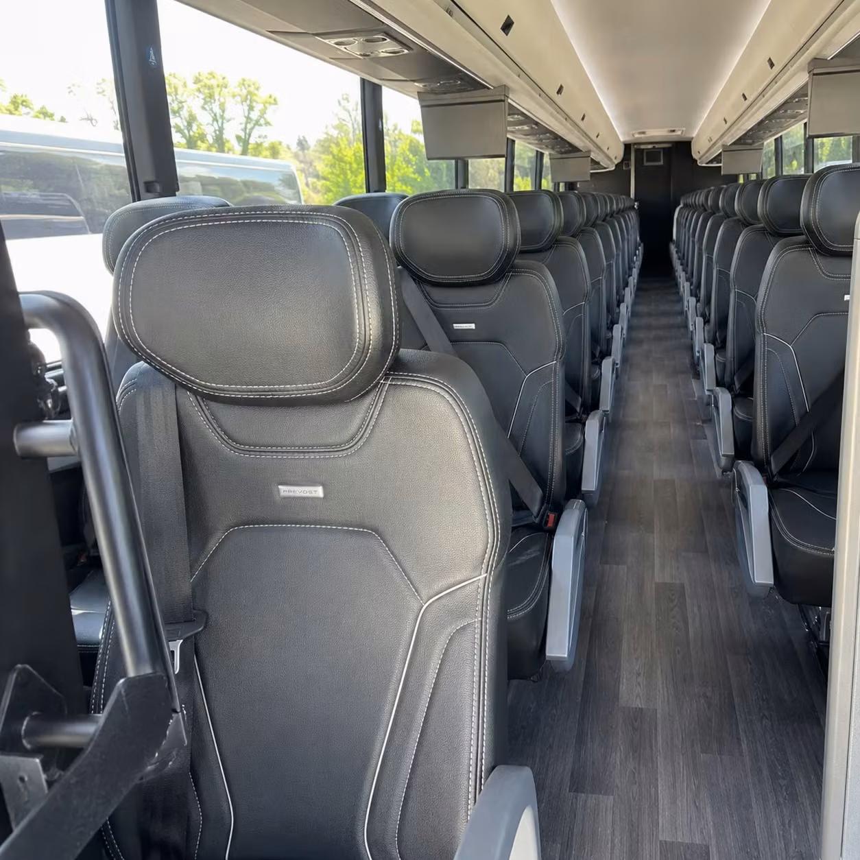 newark charter bus rental